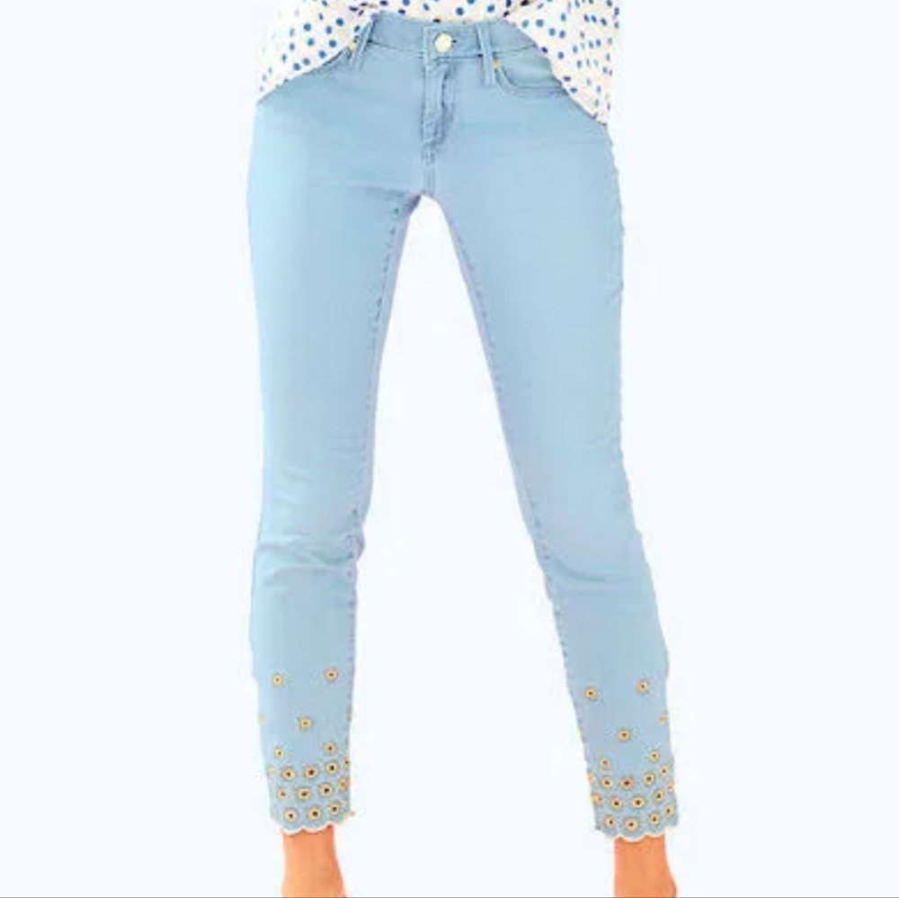 Lilly Pulitzer Light Wash Blue Gold Scallop Hem South Ocean Skinny Crop Jeans 8